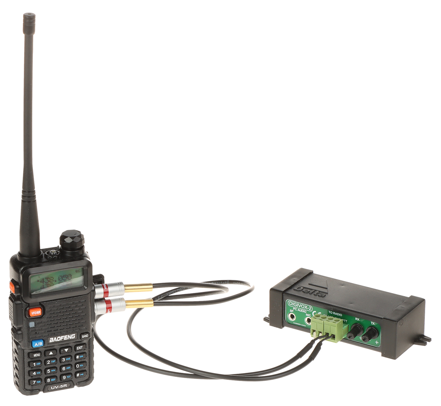 BAOFENG UV-5R PLUS VHF/UHF DUAL BAND PMR RADIO 136-174 400-520 MHZ  TRANSCEIVER